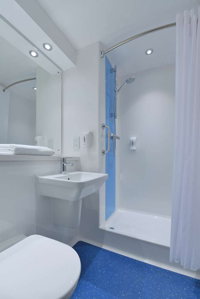 Travelodge Bristol Central Anchor Road Habitación foto